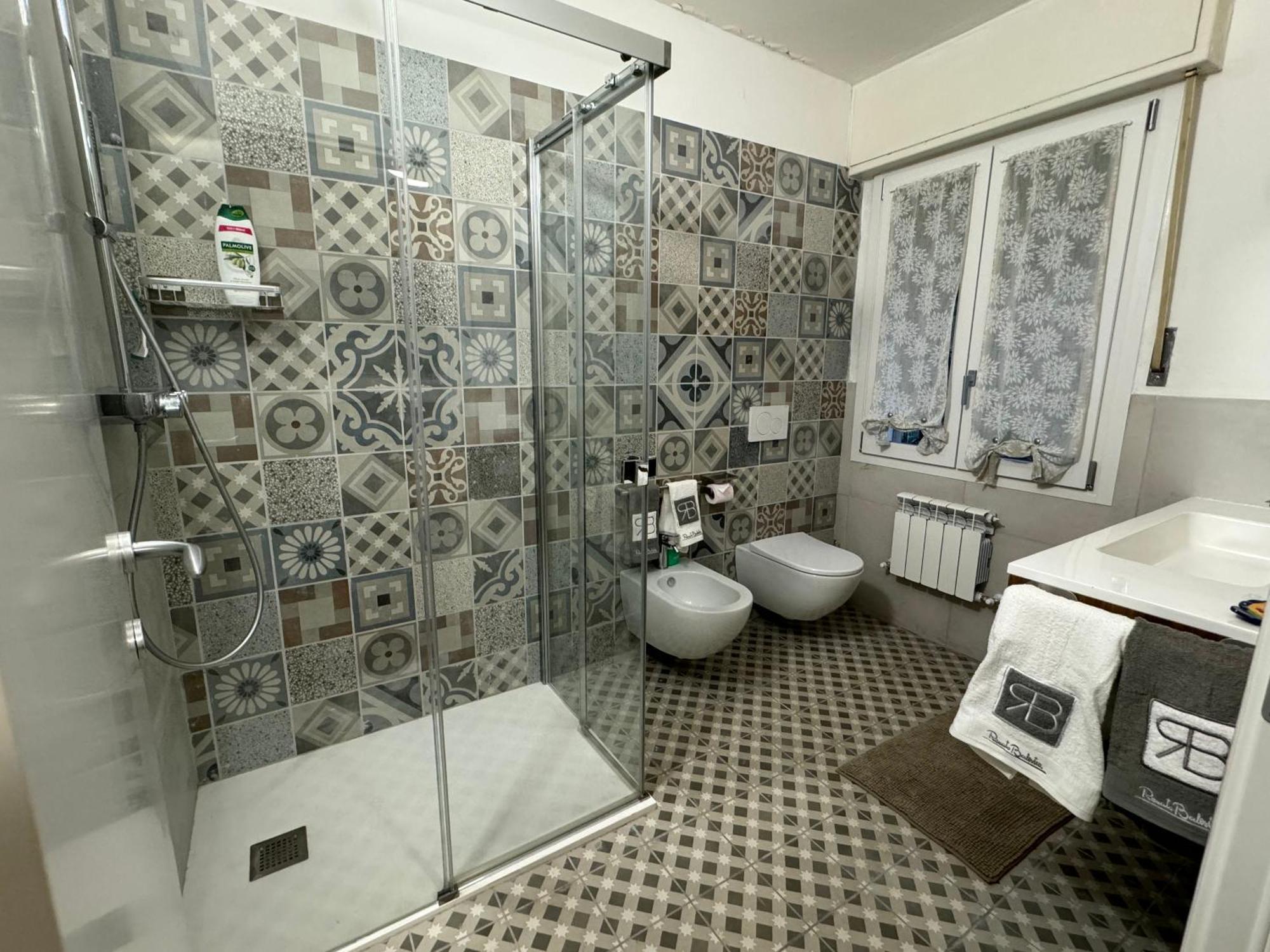 קוורצ'יאנלה Villa Tara מראה חיצוני תמונה